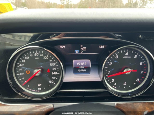 MERCEDES-BENZ E-CLASS - 7