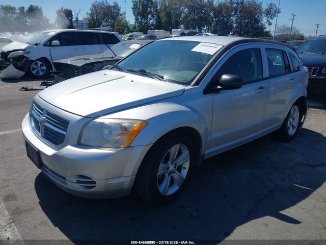 2010 Dodge CALIBER SXT — фото 2