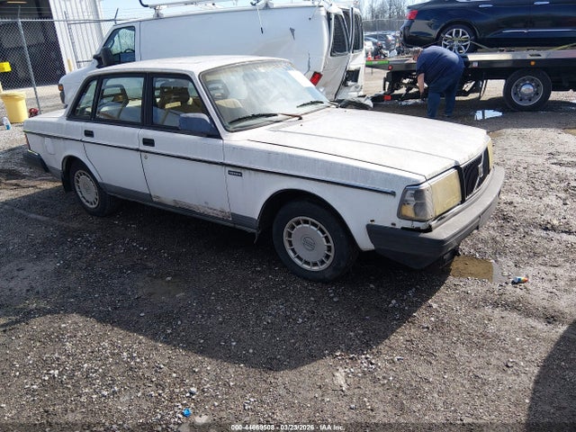 1992 VOLVO 240 GL