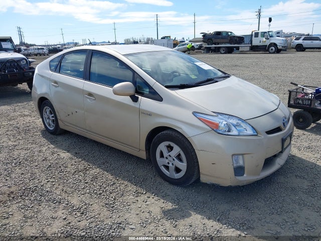 TOYOTA PRIUS - 1