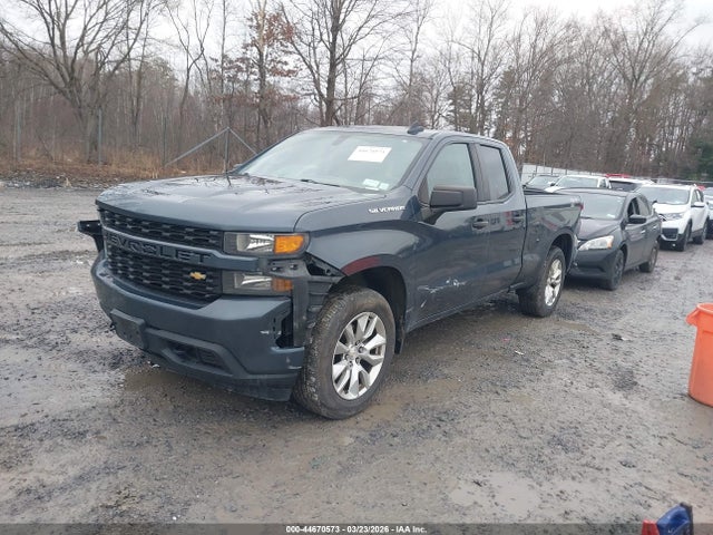 CHEVROLET SILVERADO 1500 4WD STANDARD BED CUSTOM - 2