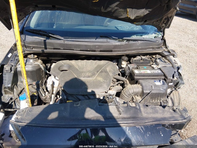 HYUNDAI ACCENT SE - 10