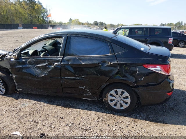 HYUNDAI ACCENT SE - 6