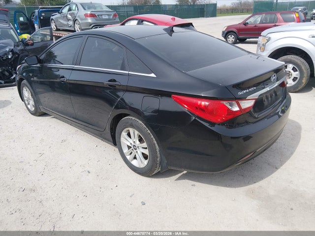 HYUNDAI SONATA GLS - 3