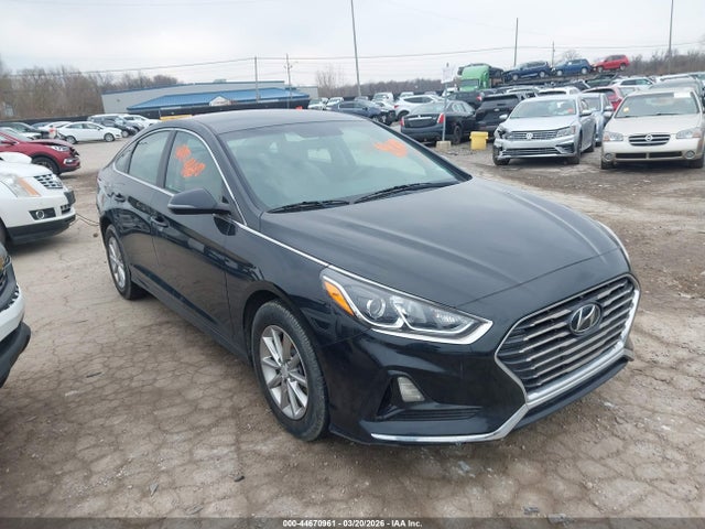 2018 HYUNDAI SONATA SE