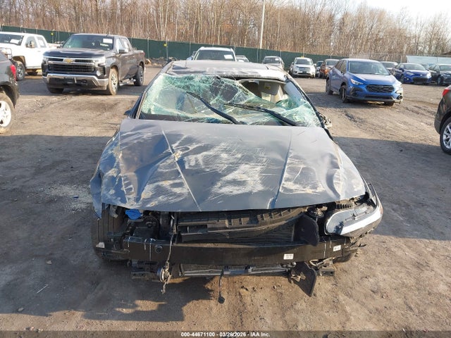 HYUNDAI ELANTRA LIMITED - 6