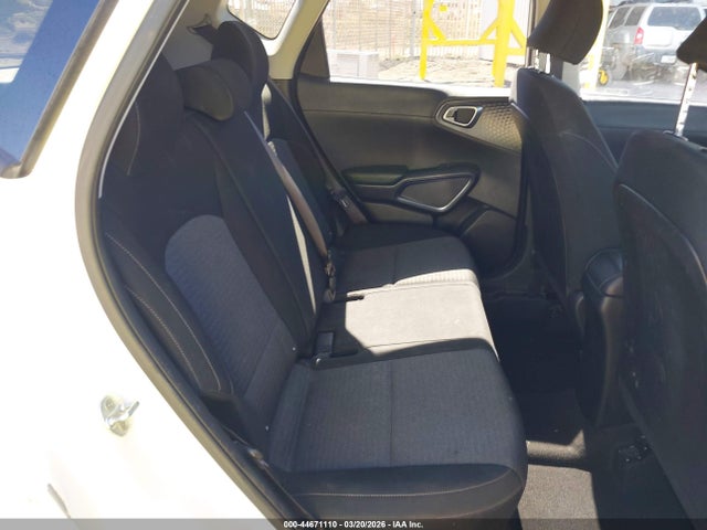 2021 KIA SOUL S 照片 8