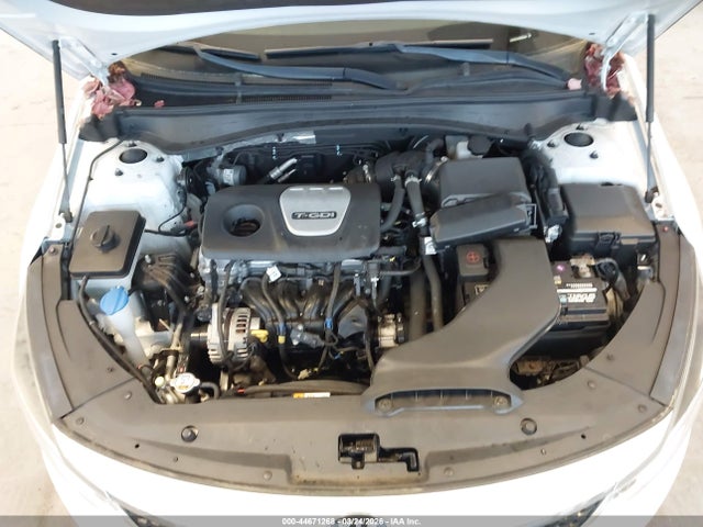 KIA OPTIMA LX TURBO - 10