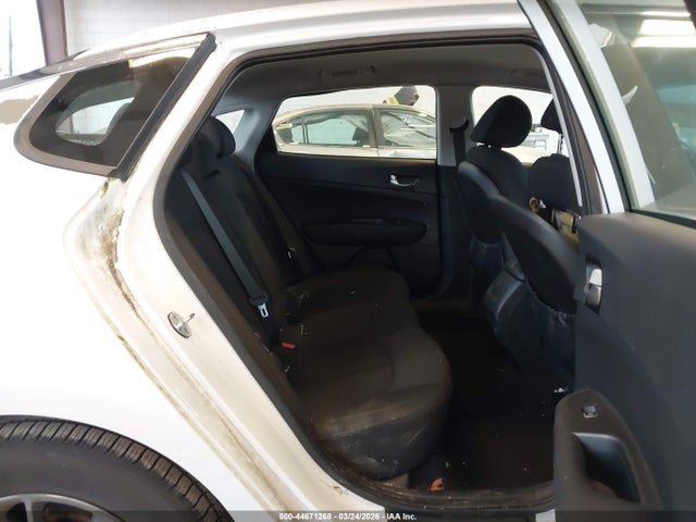 KIA OPTIMA LX TURBO - 8