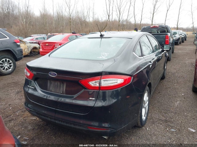 FORD FUSION SE - 4