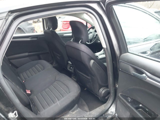 FORD FUSION SE - 8