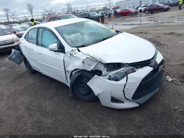 TOYOTA COROLLA - 1
