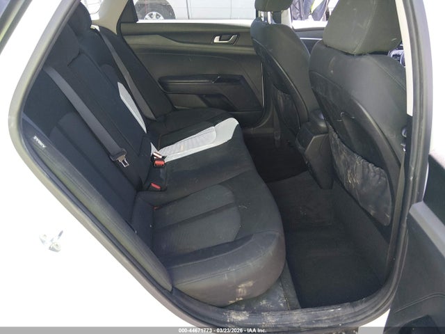 2022 KIA K5 LXS photo 8