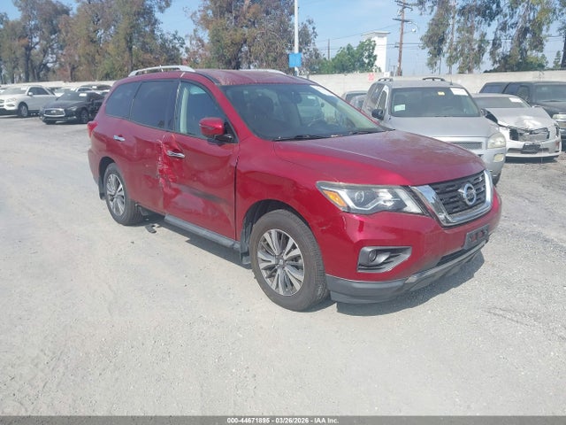 2018 NISSAN PATHFINDE SV