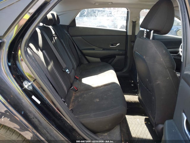 HYUNDAI ELANTRA SEL - 8