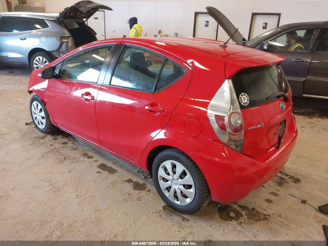 TOYOTA PRIUS C - 3
