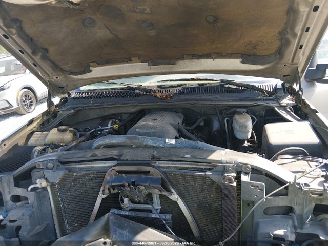 CHEVROLET SILVERADO - 10