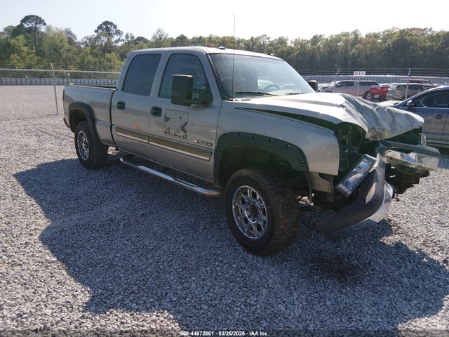 CHEVROLET SILVERADO - 1