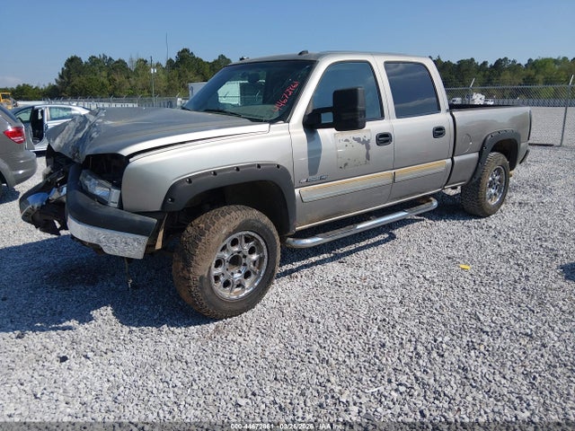 CHEVROLET SILVERADO - 2