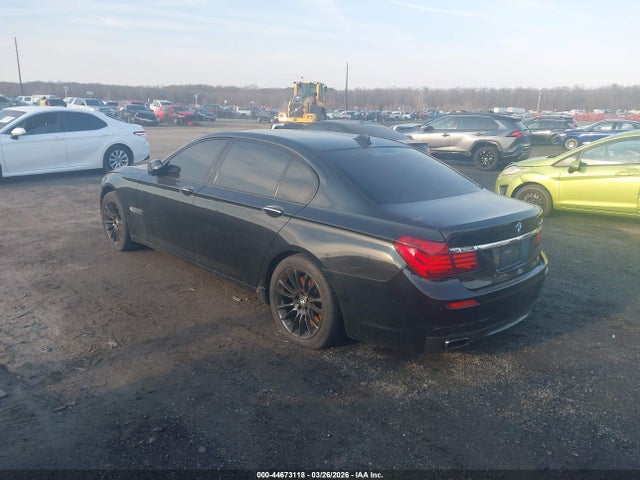 2015 BMW 7 Series, VIN: WBAYE8C57FD782211