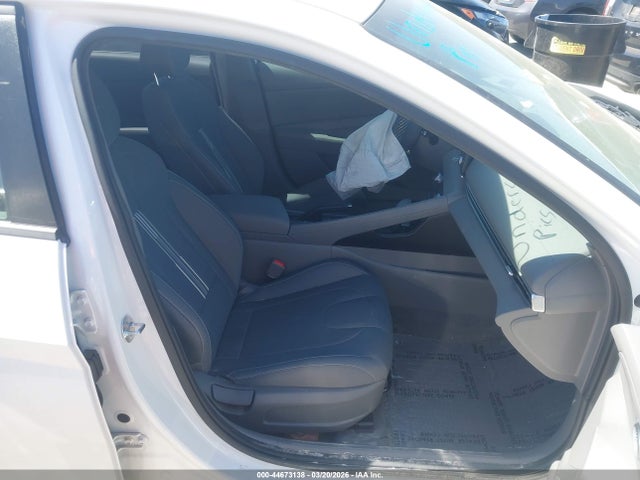 HYUNDAI ELANTRA SEL - 5