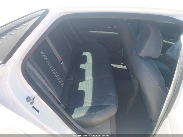 HYUNDAI ELANTRA SEL - 8