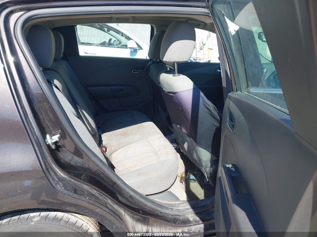 CHEVROLET SONIC LT AUTO - 8