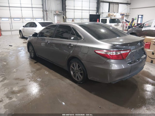 TOYOTA CAMRY - 3