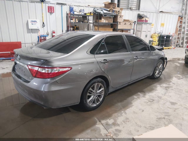 TOYOTA CAMRY - 4