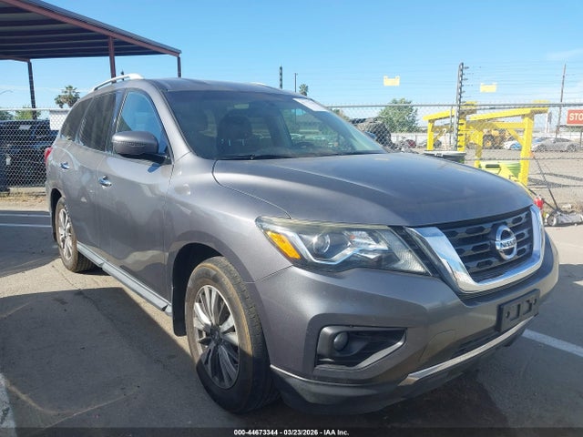 2017 NISSAN PATHFINDE S