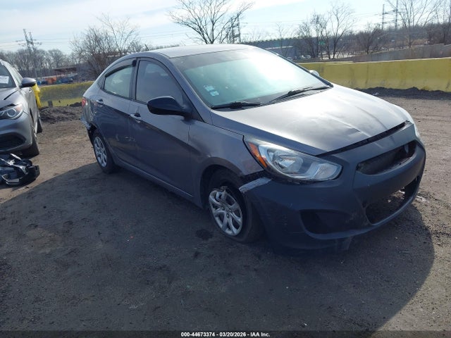 HYUNDAI ACCENT GLS - 1