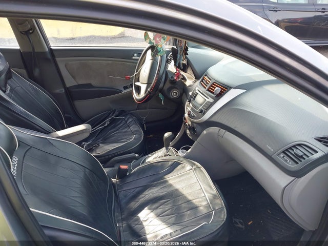 HYUNDAI ACCENT GLS - 5