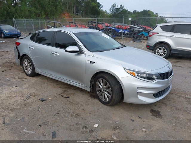 KIA OPTIMA LX - 1