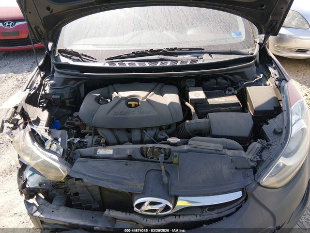 HYUNDAI ELANTRA GLS - 10