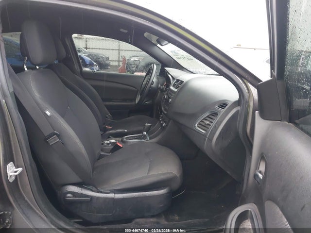 DODGE AVENGER SE - 5