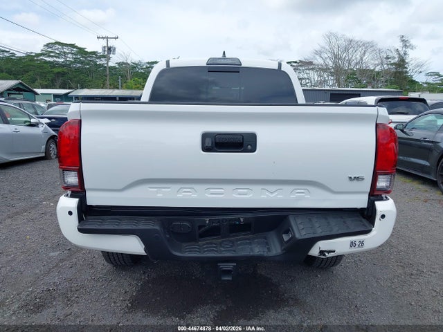 2018 TOYOTA TACOMA SR5 V6 16