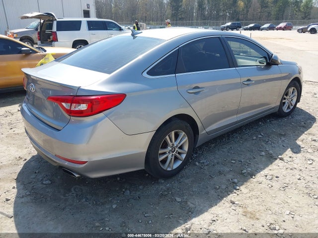 HYUNDAI SONATA SE - 4