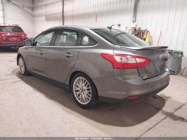FORD FOCUS TITANIUM - 3