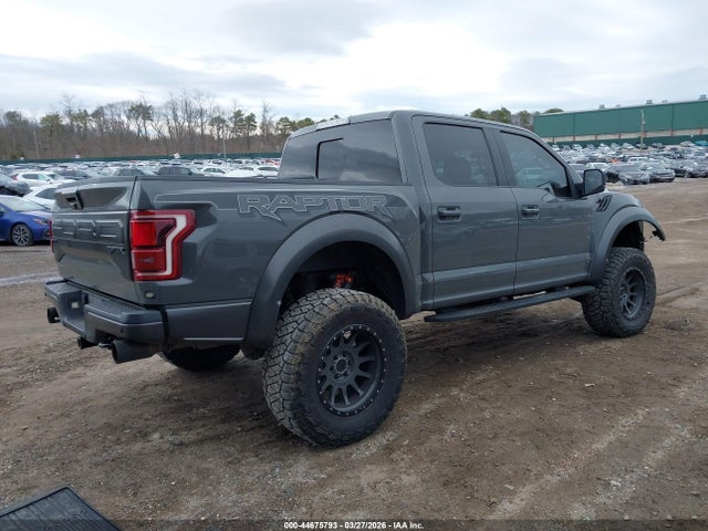 FORD F-150 RAPTOR - 4