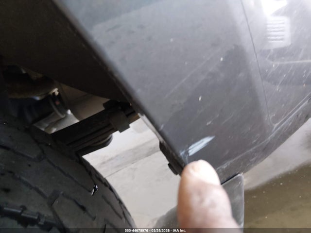 CHEVROLET COLORADO - 6