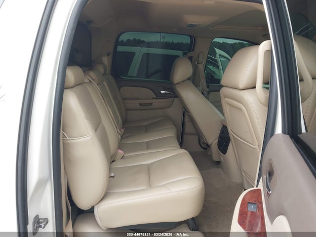 CHEVROLET AVALANCHE 1500 LTZ - 8