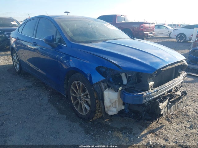 FORD FUSION SE - 1