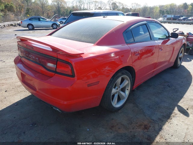صورة 4 لـ 2014 Dodge CHARGER SXT