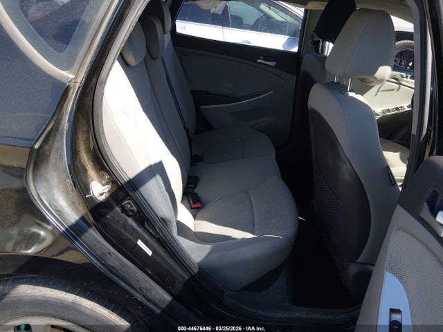 HYUNDAI ACCENT GS - 8