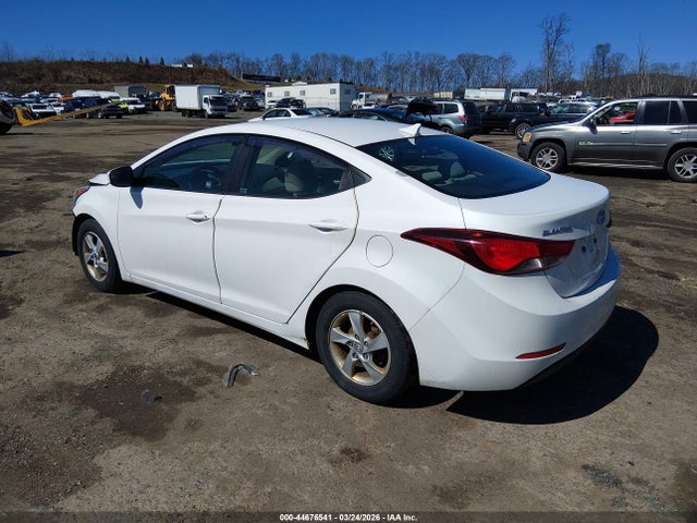 HYUNDAI ELANTRA SE - 3