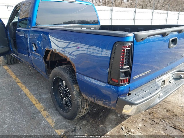 CHEVROLET SILVERADO 1500 LS - 6