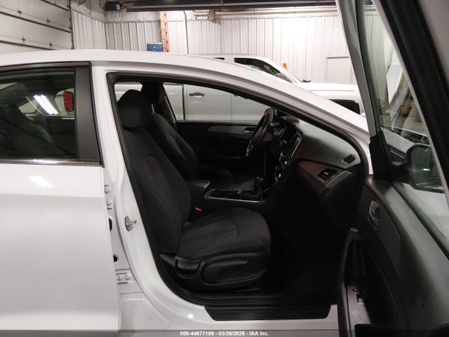 HYUNDAI SONATA SEL - 5