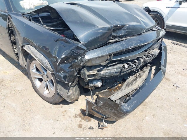 DODGE CHALLENGER SXT - 6