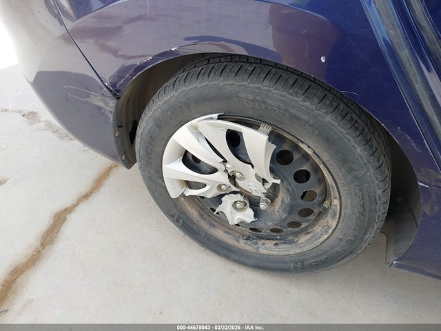 HYUNDAI ELANTRA GLS - 6