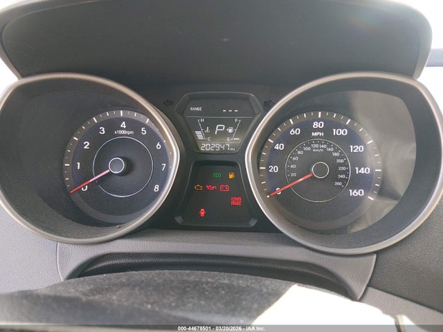 HYUNDAI ELANTRA SE - 7